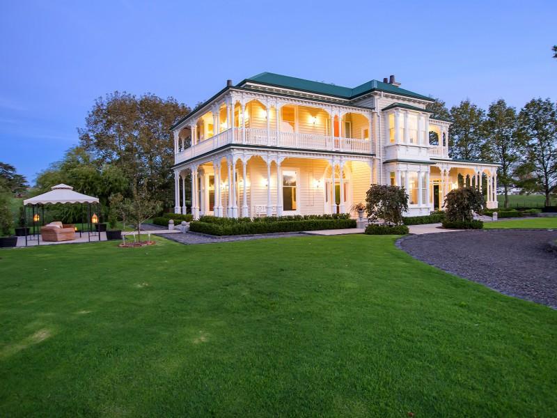 Exterior View of Horsefall & Church | Residential | Logan Architects